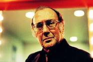 20060102023942-haroldpinter.jpg